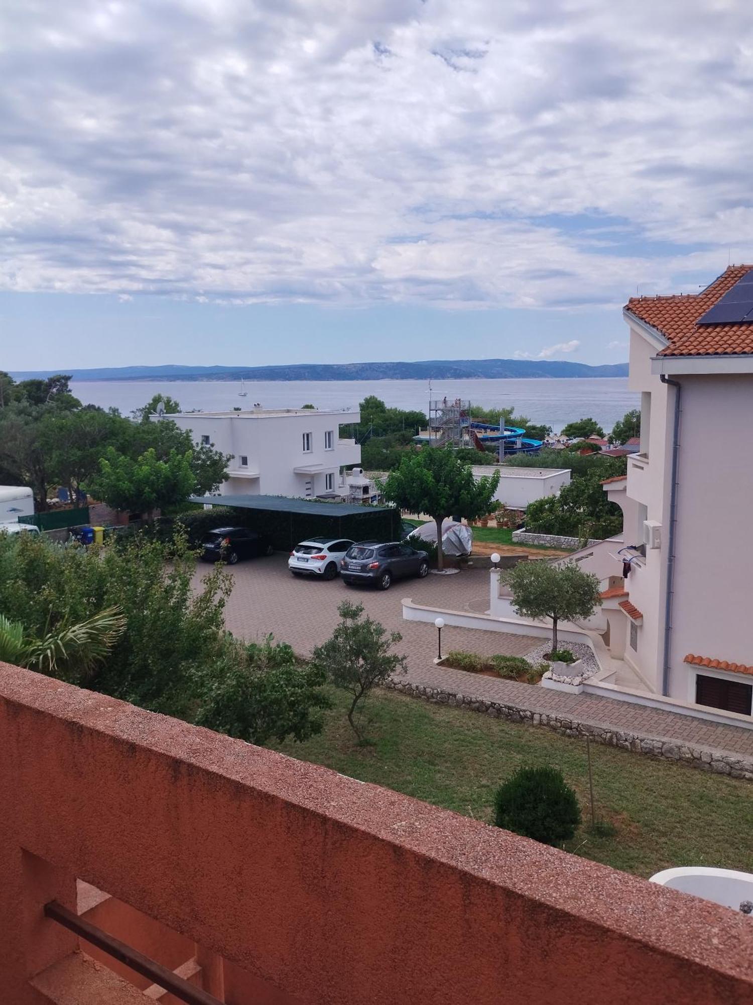 Family Apartments Tomy Punat Exterior photo